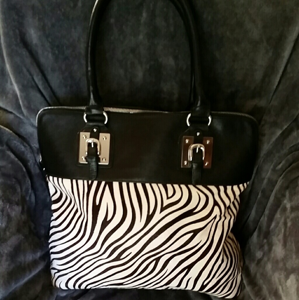 GORGEOUS PELLE LEATHER ZEBRA HANDBAG EGPC